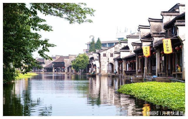 “城市美容师”马丽：扎根环卫十余载，每天从零开始